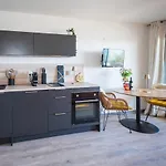 Marina, De Parel Aan De Côte D'azur Appartement Hyères